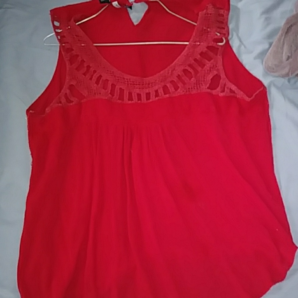 Sleeveless Red Crochet top